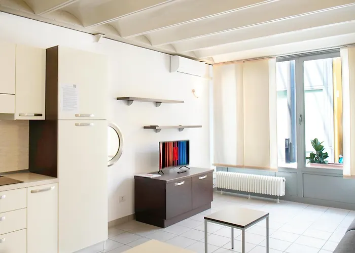 Apartman Moderno Per 4 Persone Lecco